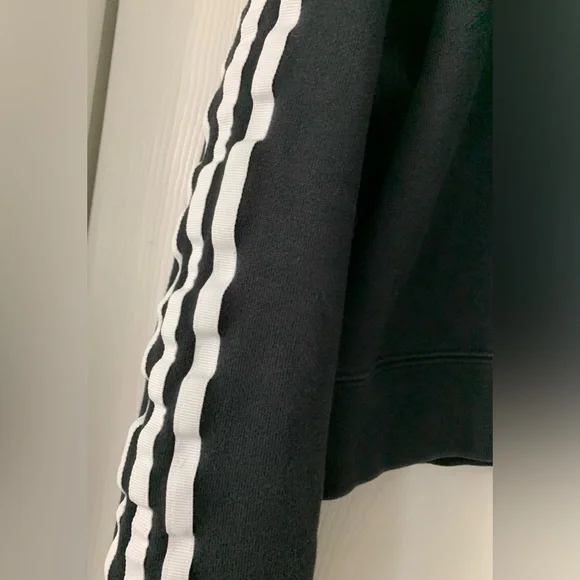 Adidas Crop Hoodie - Picture 5 of 7